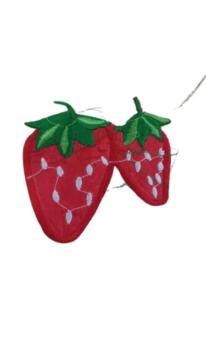 Aplike Ütü İle Yapışan 2li Çilek Desen