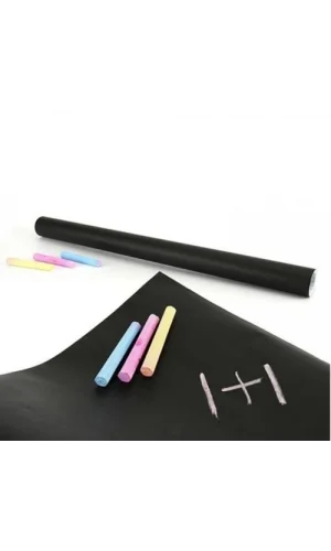 Duvara Yapışan Kara Tahta