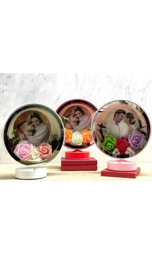 Kişiye Özel Gül Desenli Fotoğraf Alanlı Ledli Çerçeve