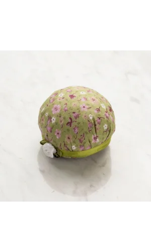 Loren Kola Takılabilir Yeşil Çiçekli iğnedanlık