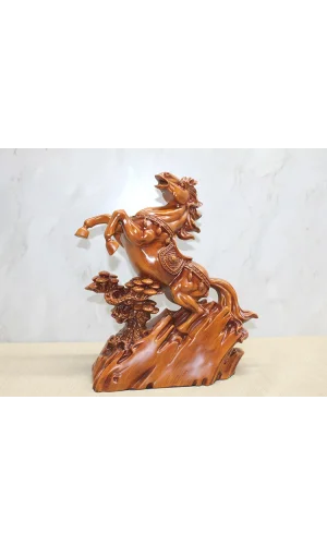 Polyester Şahlanmış At Figürü