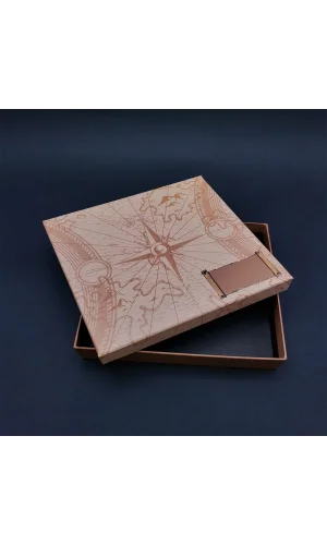 Pusula Temalı Hediye Kutusu