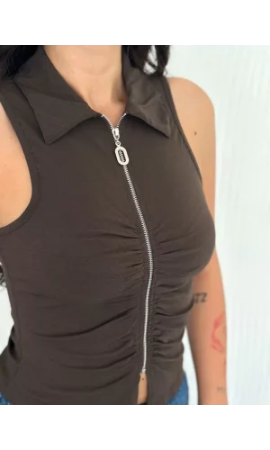 Yakalı Tam Fermuarlı Kolsuz Bluz - Kahverengi