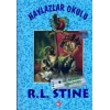 Haylazlar Okulu 2 - Öf, Berbat Kokuyor! - R.L.Stine - Beyaz Balina Yayınları