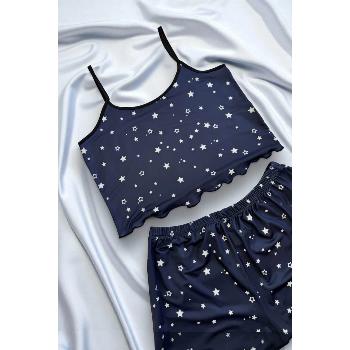 Yıldız Desenli Lacivert Şortlu Pijama Takımı