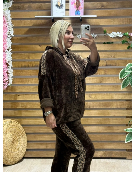 İtalyan Tasarım Leopar Desenli Kadife Takım Kahverengi