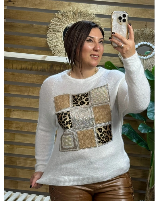 İtalyan Tasarım Önü Kare Leopar Taş İşlemeli Angora Kazak Beyaz