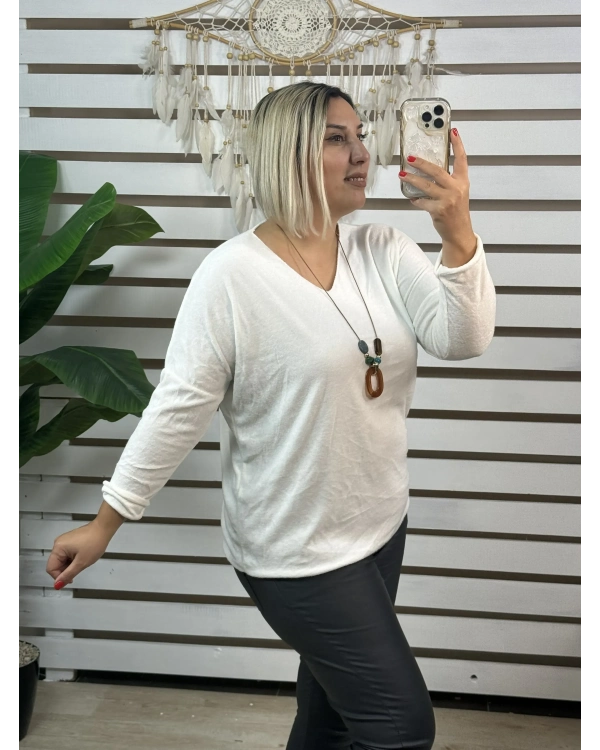 İtalyan Tasarım V Yaka Kolyeli Dokulu Bluz Beyaz