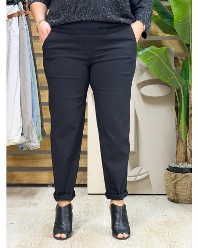 İtalyan Tasarım Havuç Kesim Likralı Kemerli Pantolon Siyah