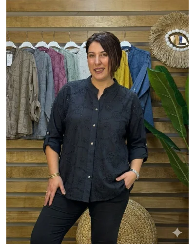 İtalyan Tasarım Nakış İşlemeli Sırt Detay İpek Gömlek Siyah