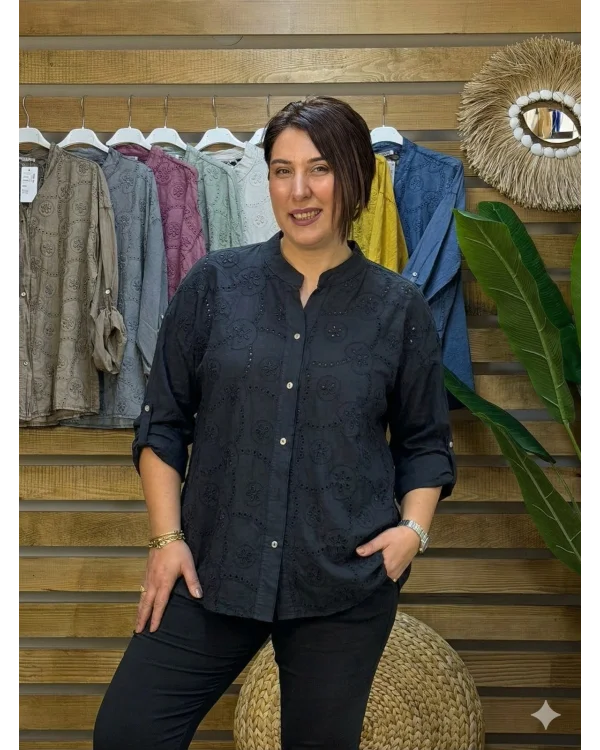 İtalyan Tasarım Nakış İşlemeli Sırt Detay İpek Gömlek Siyah