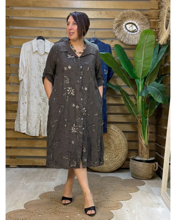 İtalyan Tasarım Nakış İşleme Pul Detaylı Gömlek Elbise Kahve