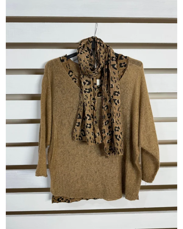 İtalyan Tasarım Leopar Desen Fularlı Yün Bluz Camel