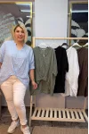 İtalyan Tasarım Önü Detaylı Ham Keten Bluz Bebe Mavisi