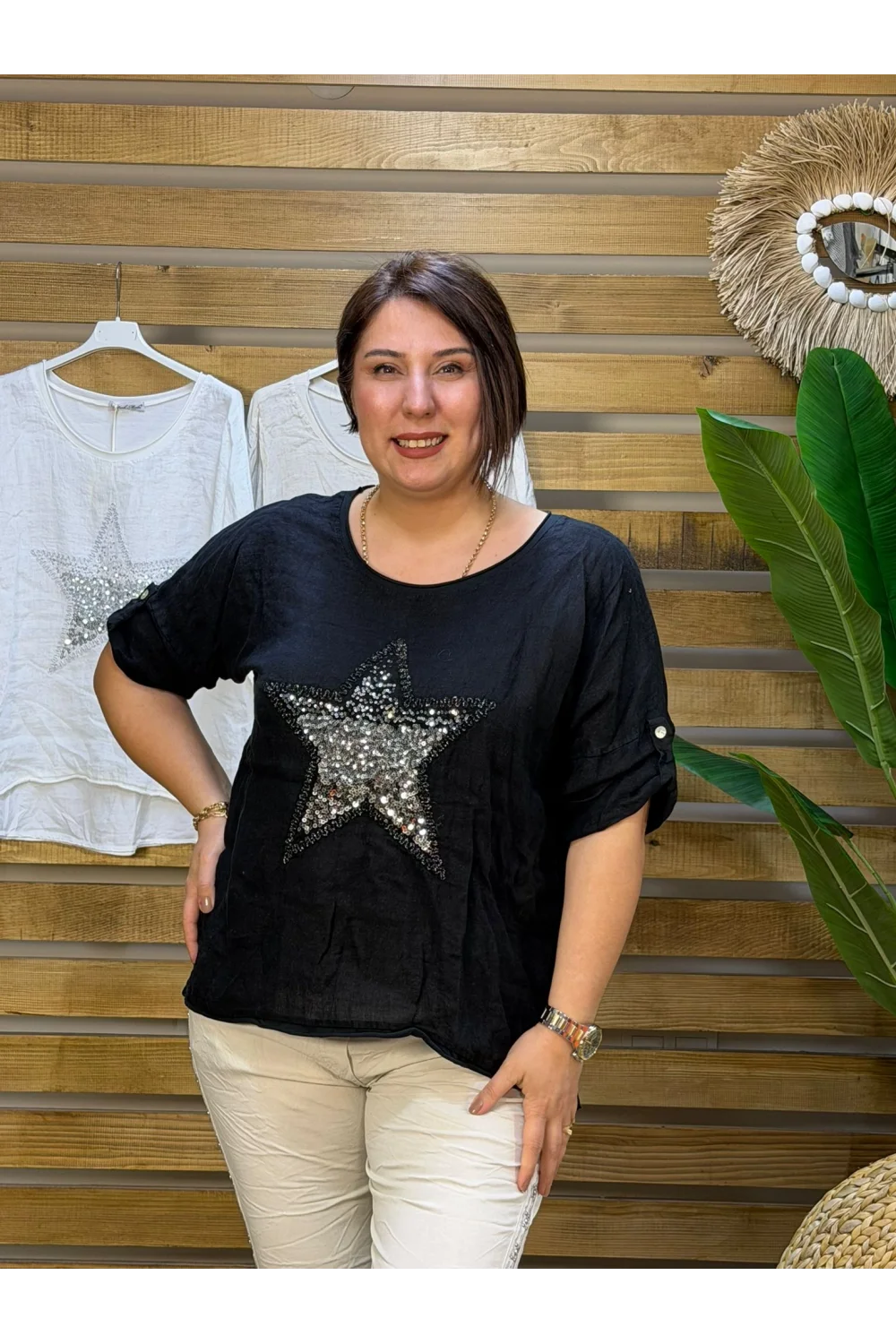 İtalyan Tasarım Önü Yıldız Kabartma Detaylı Bluz Siyah