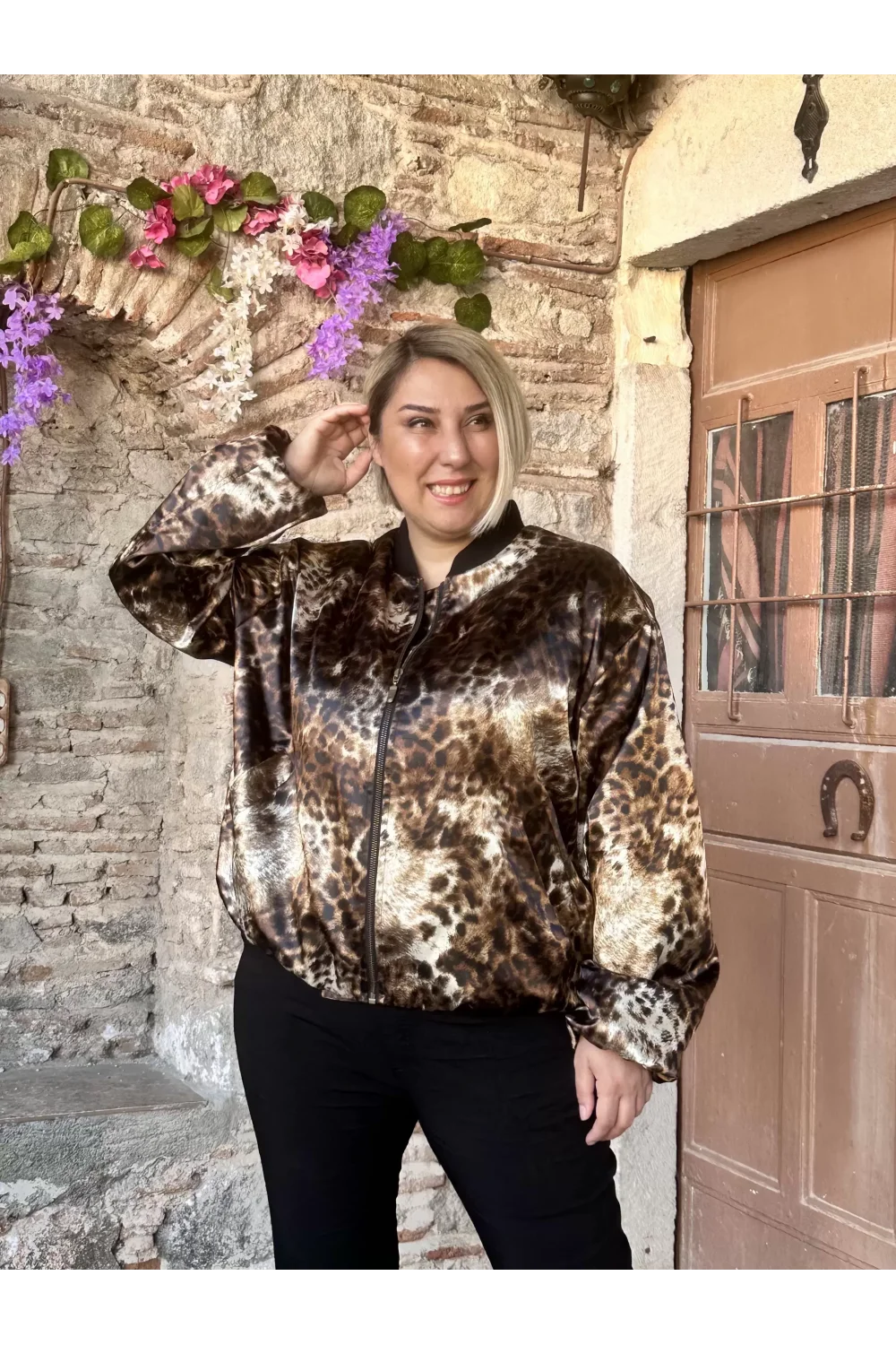 Astarlı Leopar Ceket