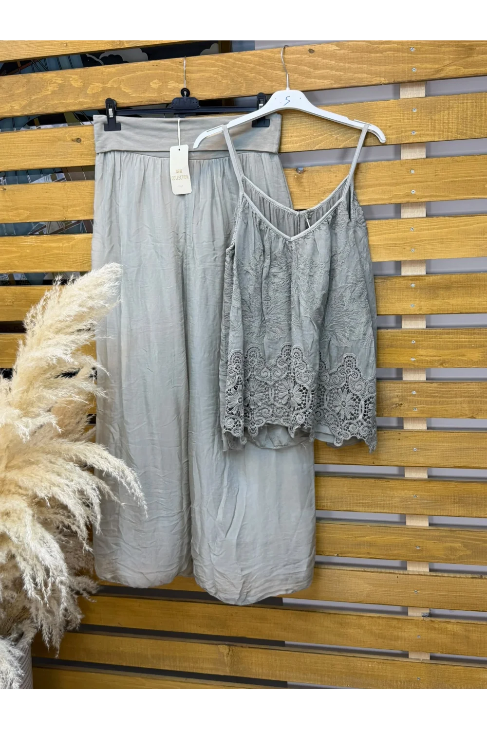 İtalyan Tasarım Beli Lastikli Dökümlü Pantolon Vizon
