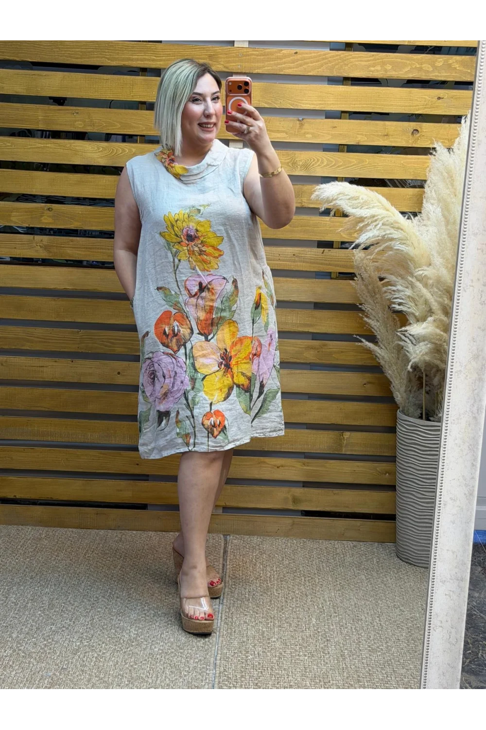 İtalyan Tasarım Degaje Yaka Keten Çiçek Desenli Elbise Keten