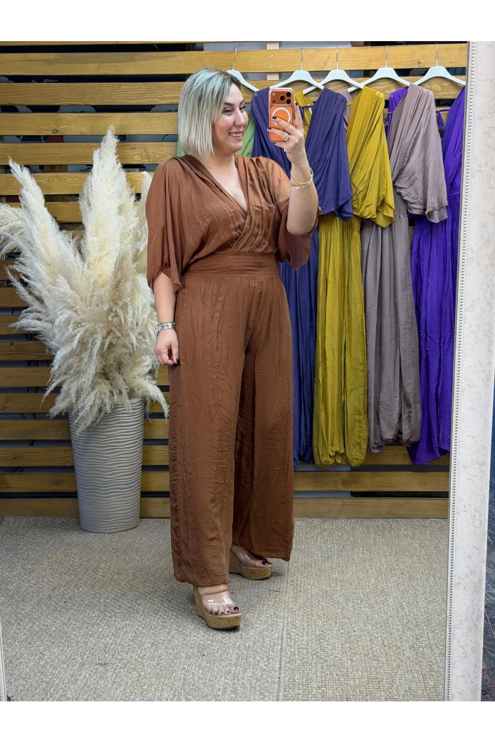 İtalyan Tasarım İpek Tulum Camel