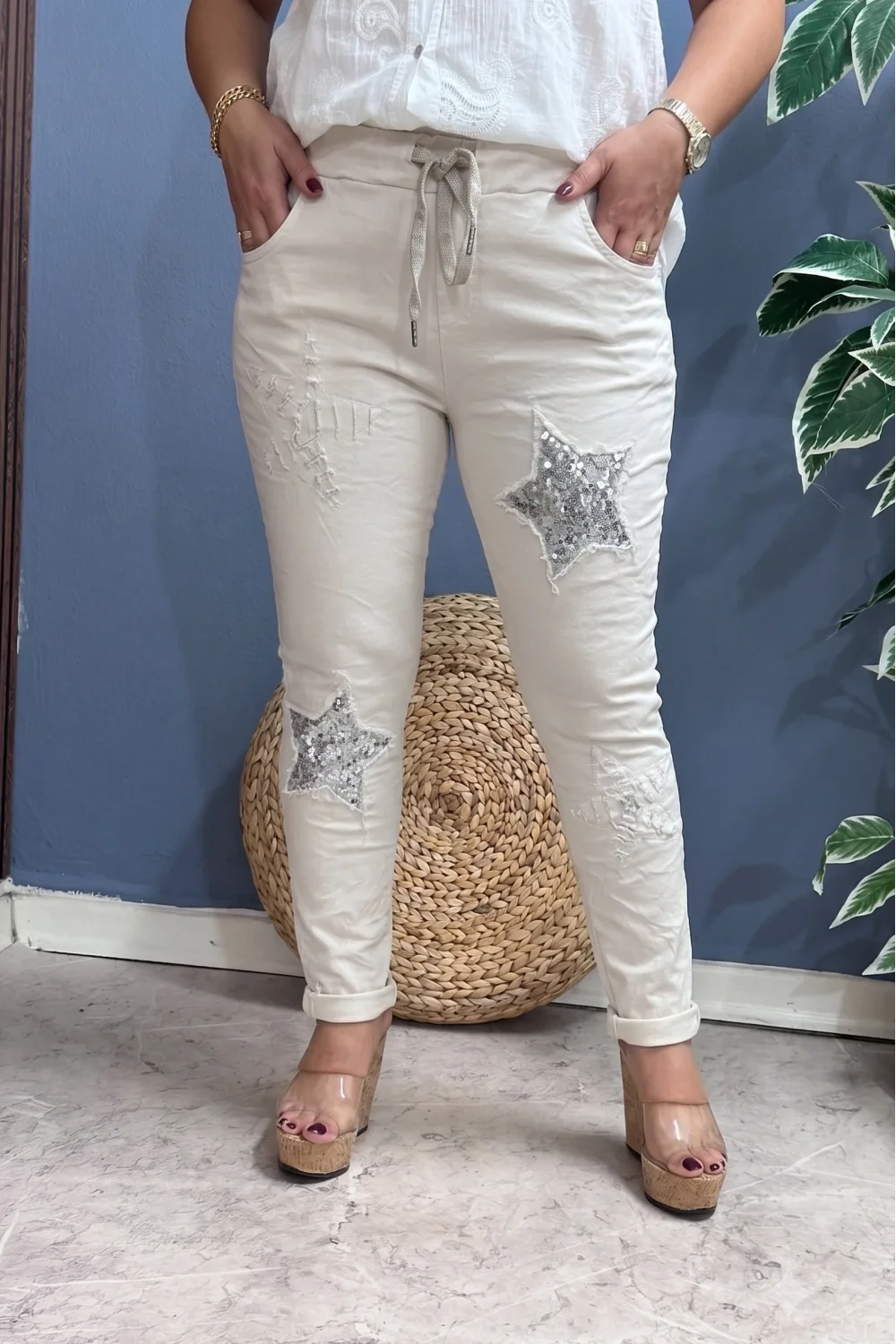 İtalyan Yıldız Detaylı Likralı Pantolon Krem