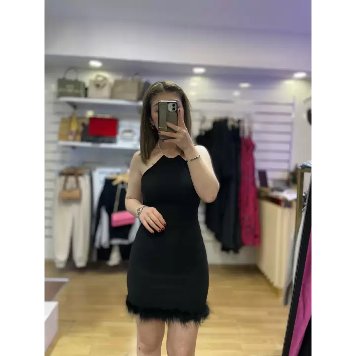Siyah otrişli elbise