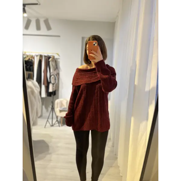 Bordo kayık yaka kazak