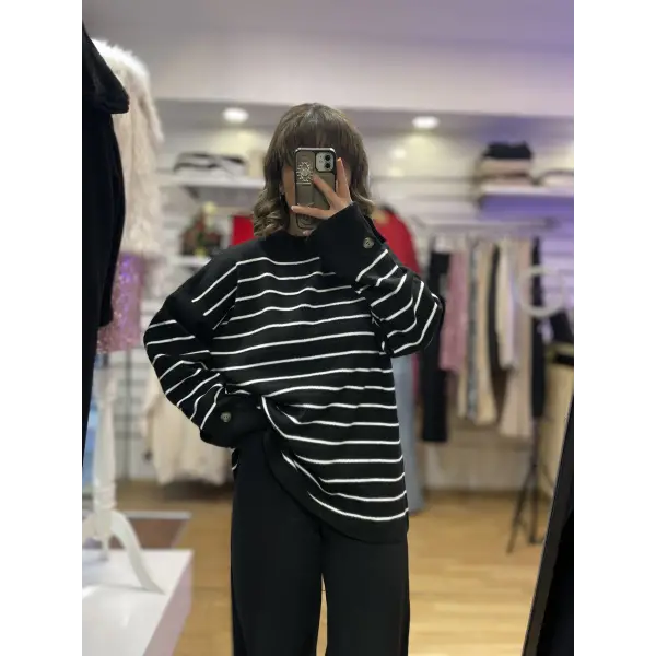 Çizgili BASİC Triko Kazak