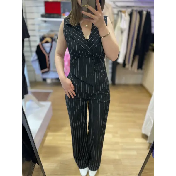 Çizgili düğme detaylı tulum