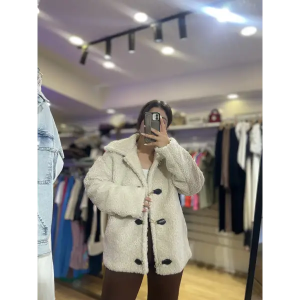 Çoban düğmeli kıvırcık mont