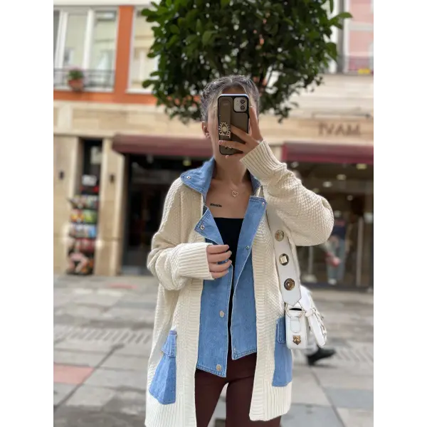 Marka Model Denim Detaylı Bej Hırka