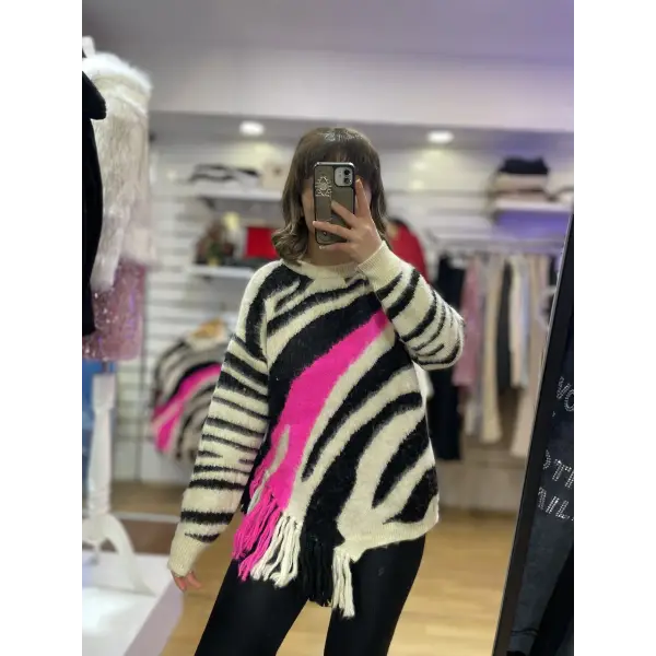 Marka model saçaklı kazak