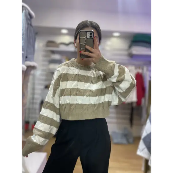 More Örgü Crop&Kazak