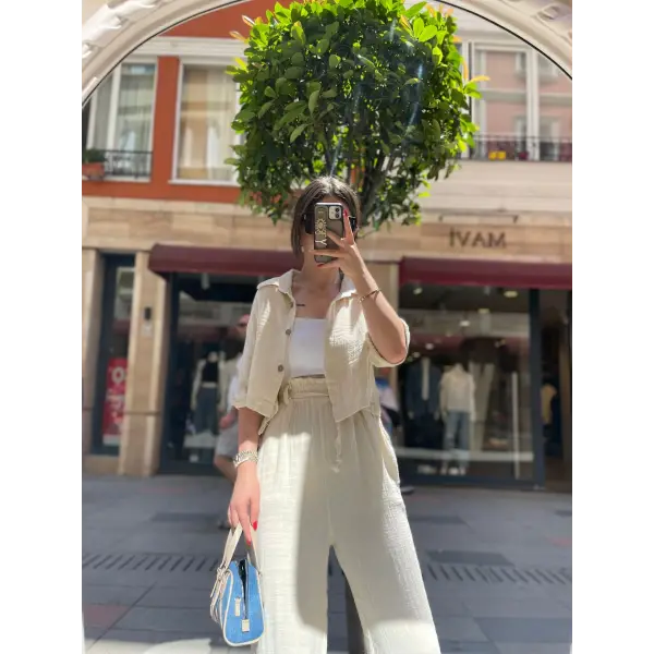 Müslin Gömlekli Takım