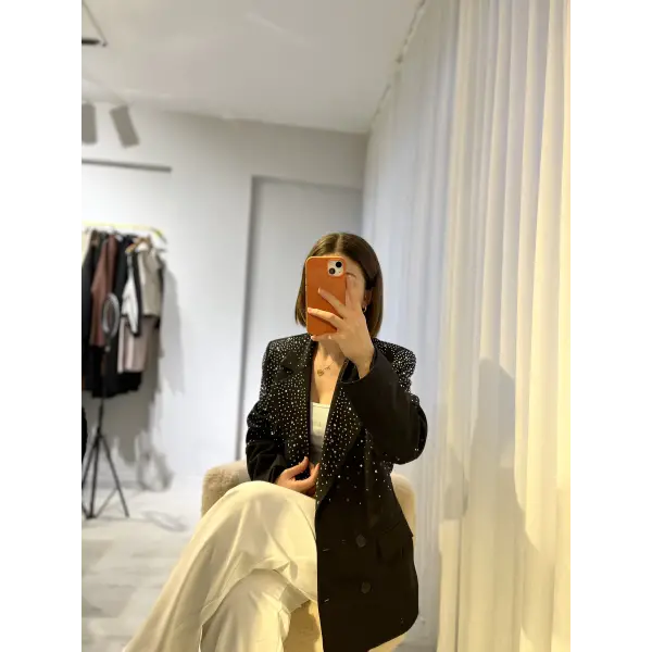 Taş işlemeli siyah blazer ceket