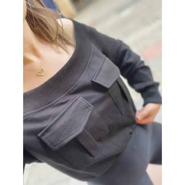 Tasarım Cep Detaylı Kayık Yaka Sweat