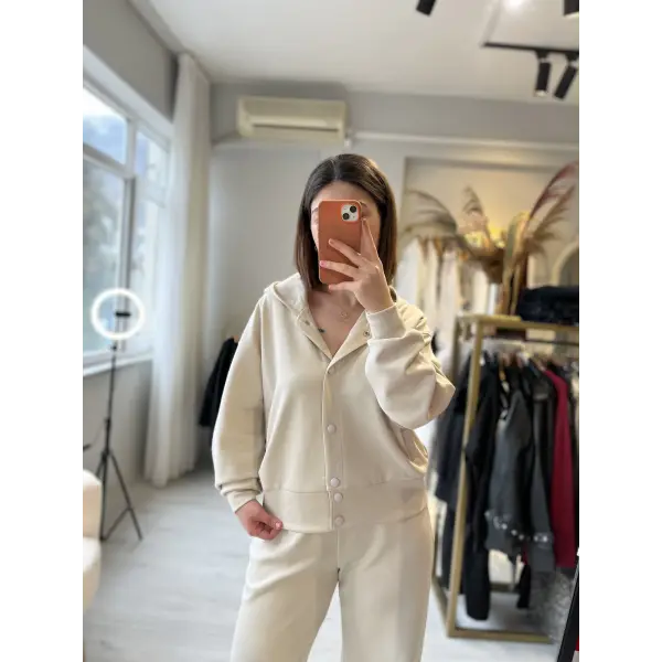 Yeni sezon tasarım çıt çıt detaylı eşofman takımı