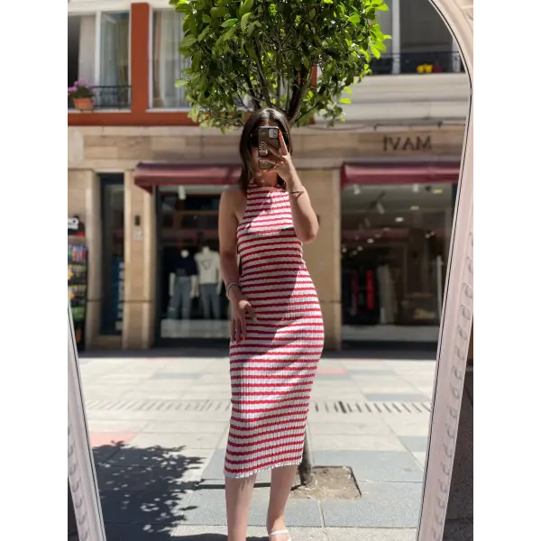 ZR Kırmızı Çizgili Triko Elbise