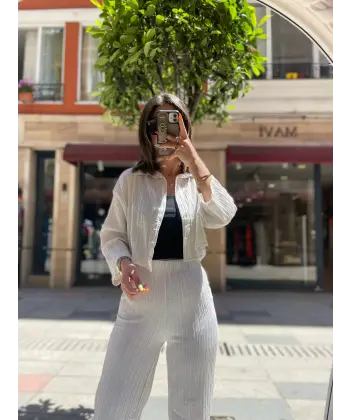 Artaç Gömlekli Takım