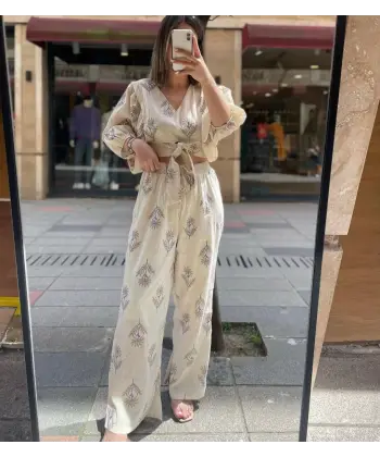 Etnik Desenli Takım