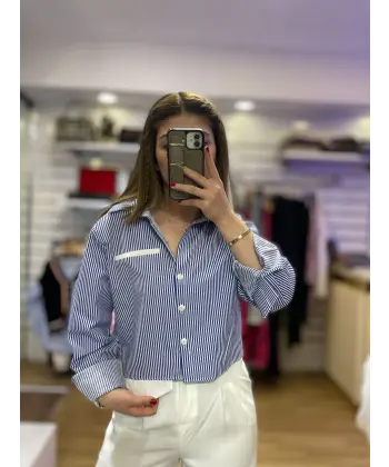 Marka model çizgili mavi gömlek