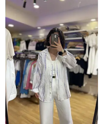 Mor geçişli tensel gömlek