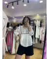 Etnik desenli nakışlı bluz