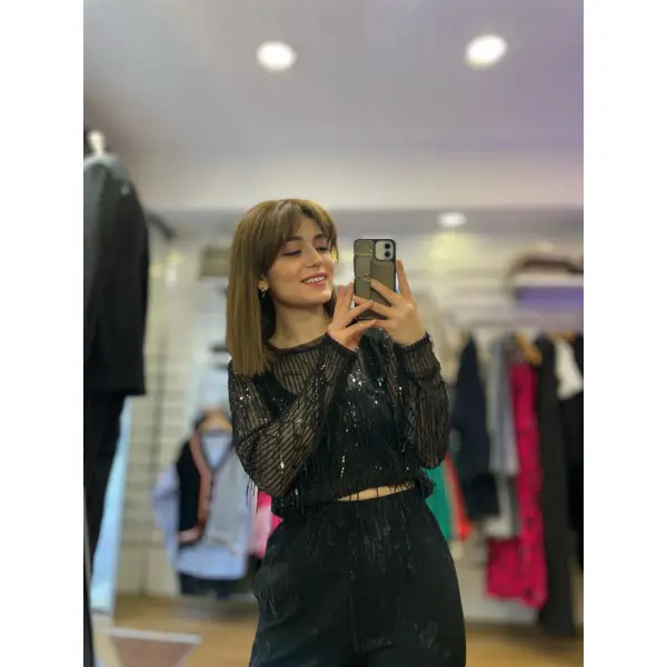 Tasarım saçaklı transparan bluz