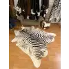 HAKİKİ DERİ DANA POSTU - BEYAZ ZEBRA BASKILI - 215 x 260 - 2261201000015