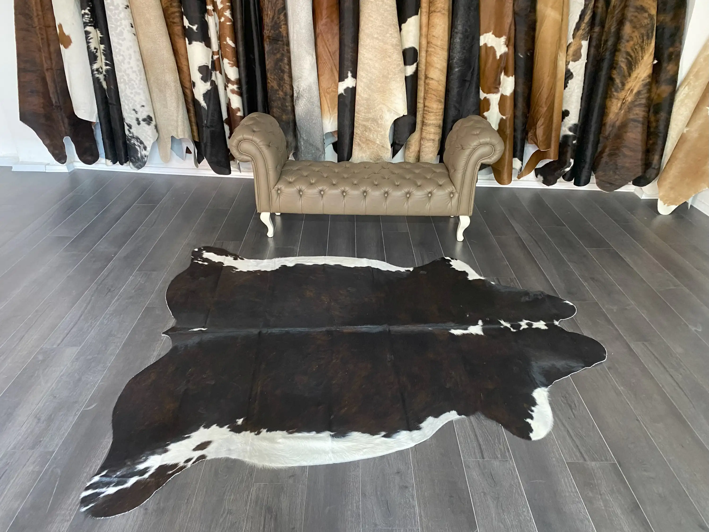 HAKİKİ DERİ DANA POSTU EGZOTİK 200 x 235 - 0401000025