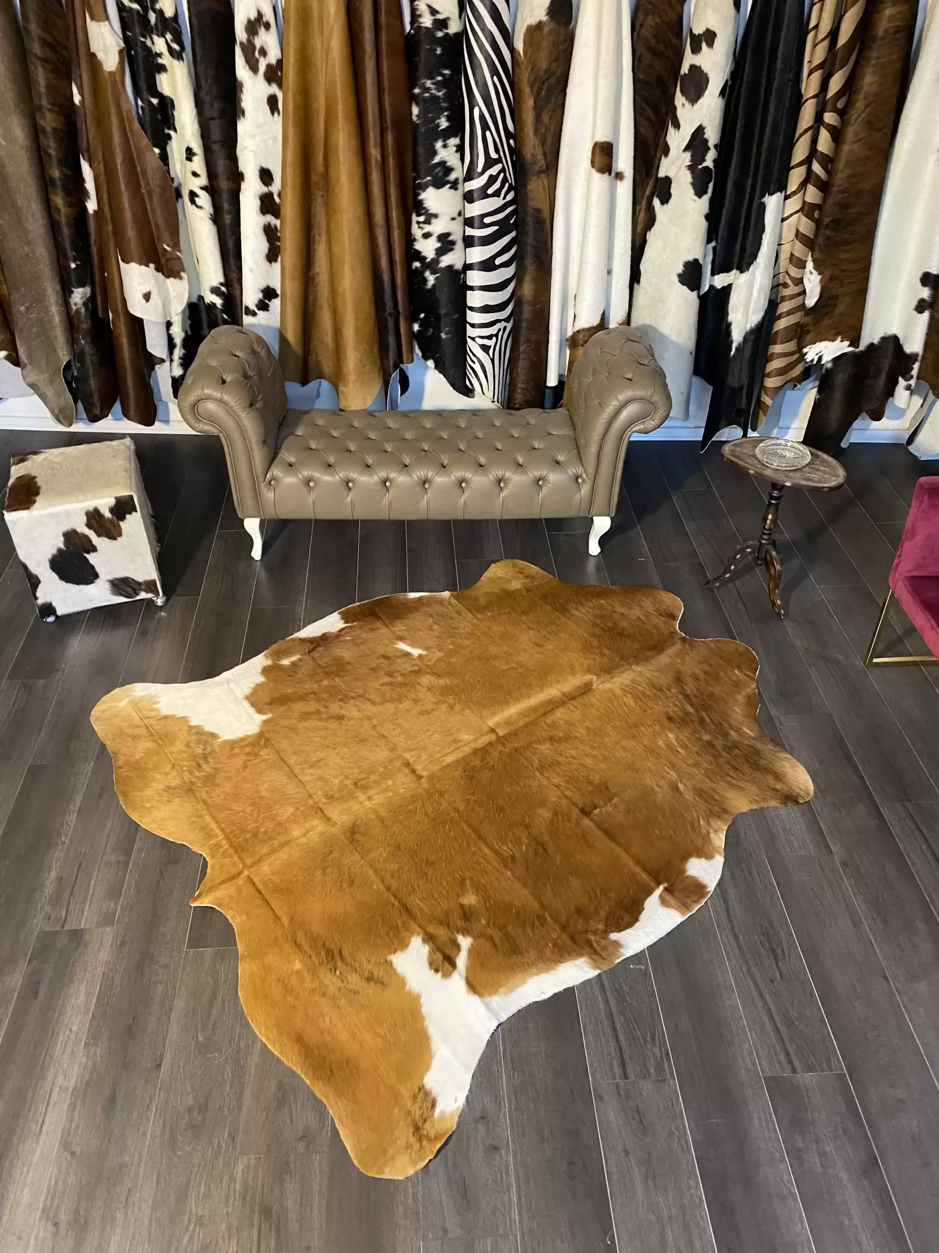 HAKİKİ DERİ DANA POSTU KAHVE - BEYAZ 180 x 205 - 0801000065