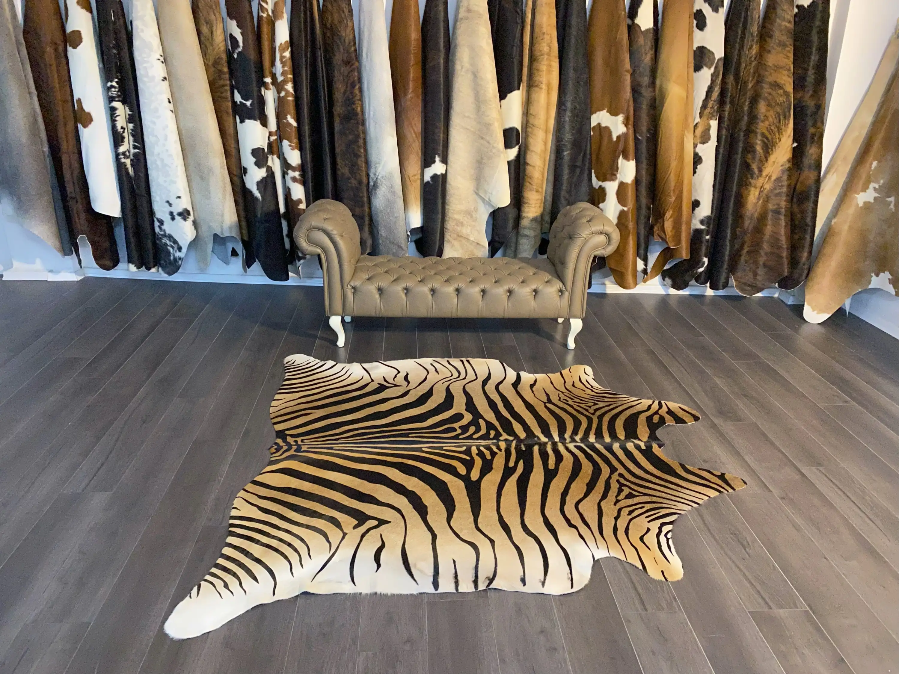 HAKİKİ DERİ DANA POSTU KAHVE ZEBRA 190 x 210 - 1101000019