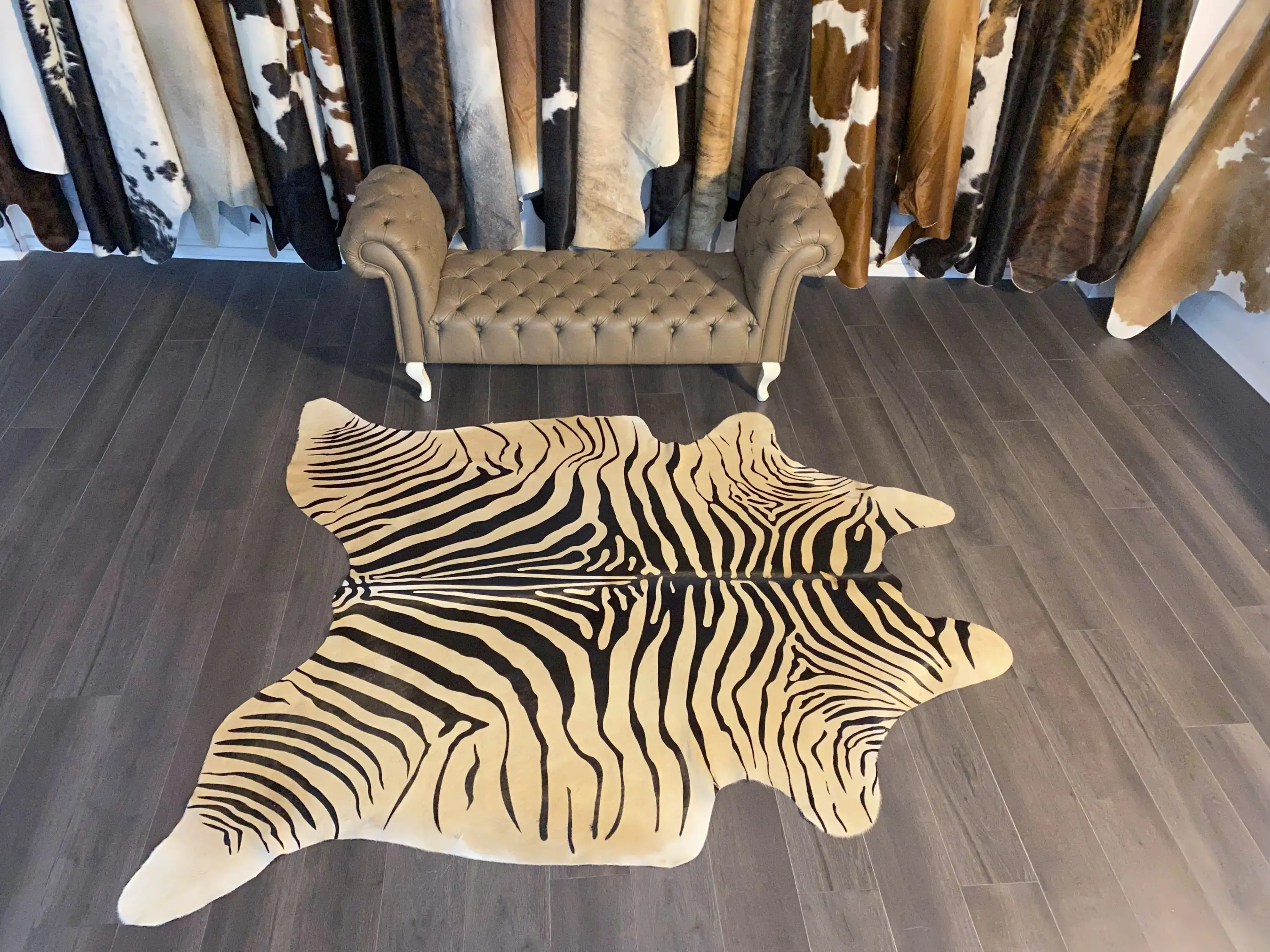 HAKİKİ DERİ DANA POSTU KAHVE ZEBRA 200 x 235 - 1101000014