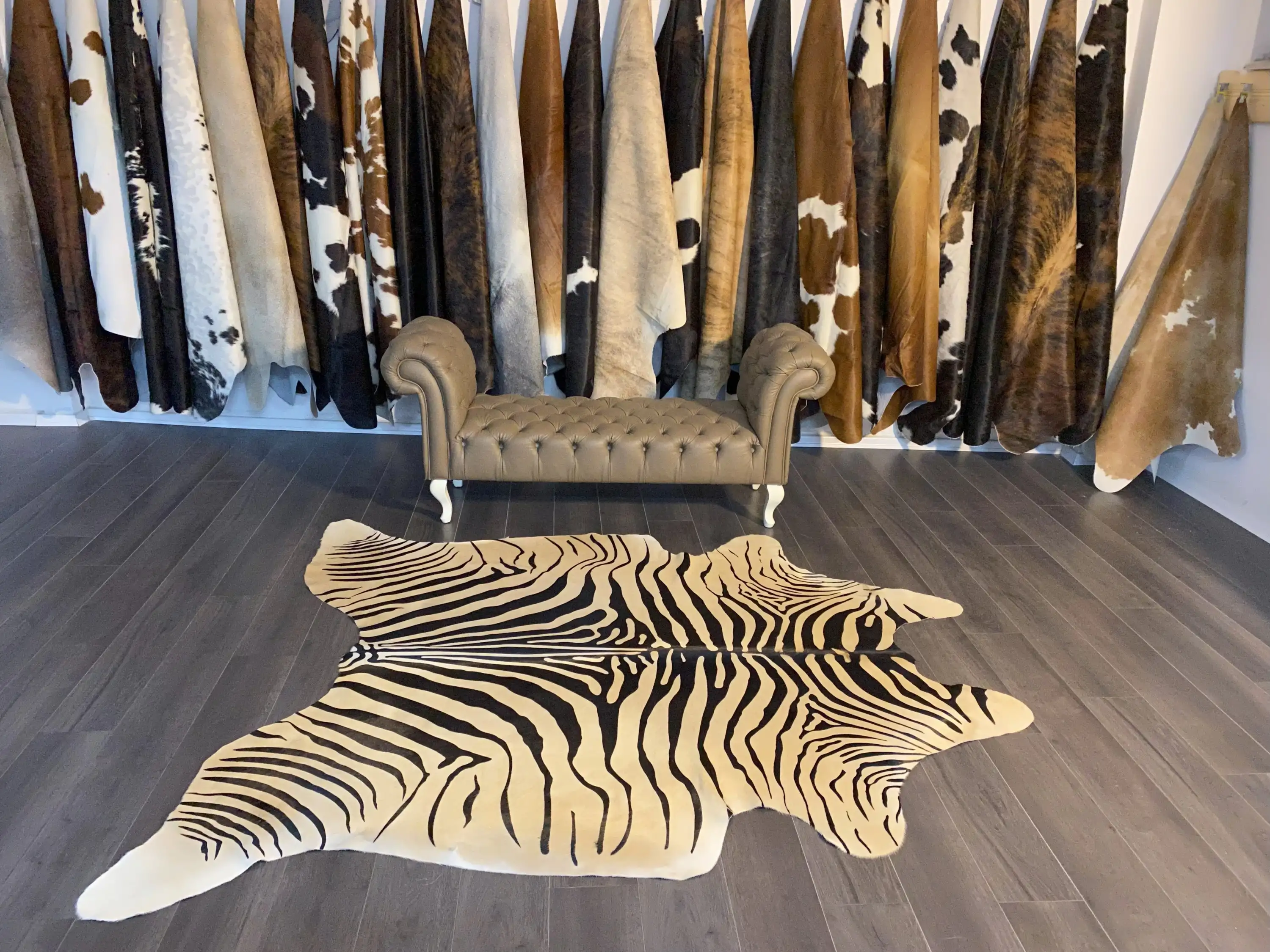 HAKİKİ DERİ DANA POSTU KAHVE ZEBRA 200 x 235 - 1101000014