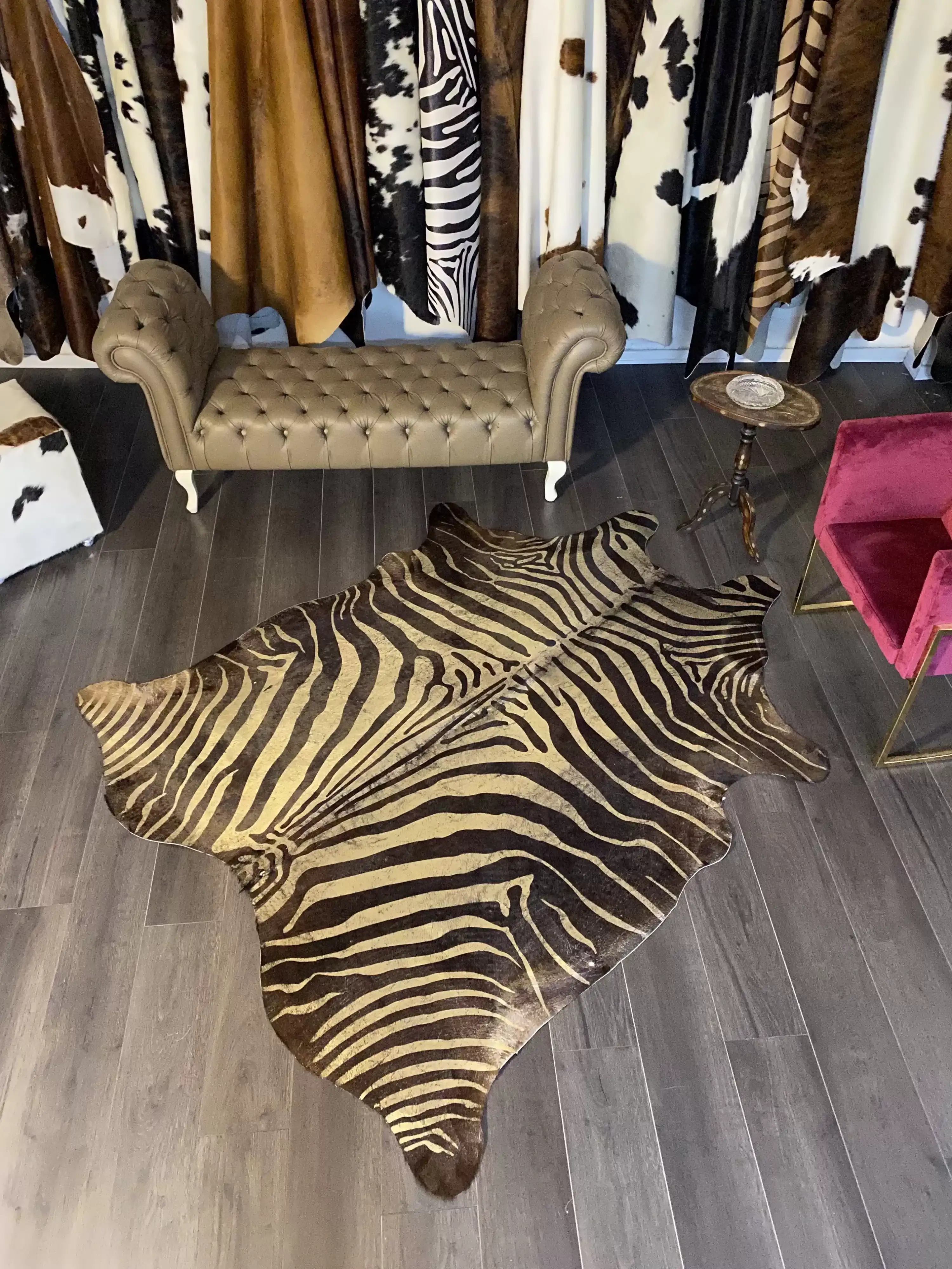 HAKİKİ DERİ DANA POSTU LAZERLİ-VARAKLI 180 x 210 - 1401000022